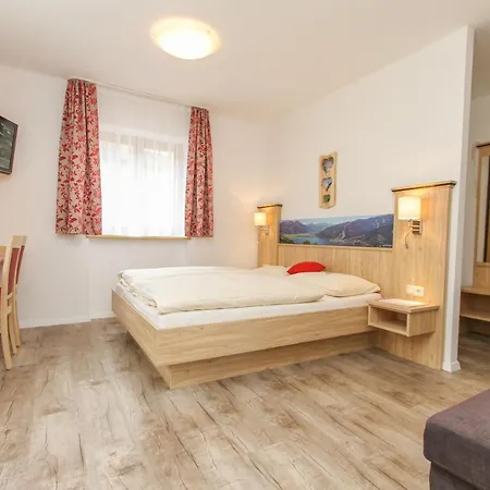 Schmittental Self-check-in 젤암제