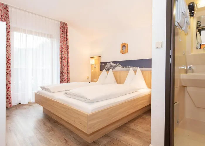 Pensionat Schmittental Self-check-in Zell am See